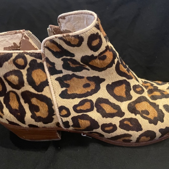 Vintage Sam Eldeman leopard fur booties - Picture 2 of 5